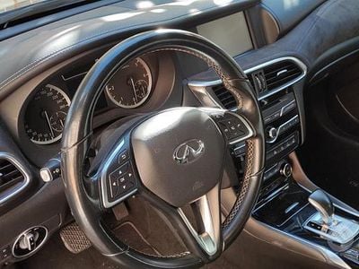 Usata Infiniti Q30 Premium 109 CV (80 kW) 2017 Nero Berlina