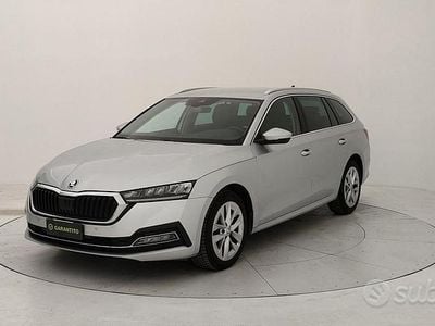 Usata Skoda Octavia Style 150 CV (110 kW) 2021 Grigio Station wagon