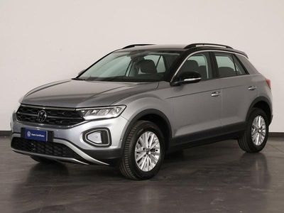 Usata VW T-Roc Life 150 CV (110 kW) 2024 Pyrit silver SUV