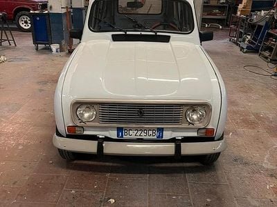 Usata Renault R4 33 CV (24 kW) 1992 Utilitaria