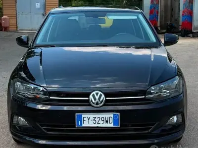 Usata VW Polo Comfortline 95 CV (69 kW) 2020 Nero Utilitaria