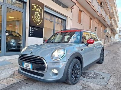Usata Mini Cooper D Business 116 CV (85 kW) 2015 Grigio Utilitaria