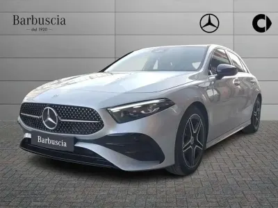 Nuova Mercedes A180 116 CV (85 kW) 2026 Argento Berlina