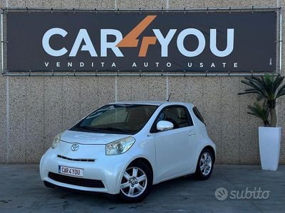 Usata Toyota iQ 68 CV (50 kW) 2009 Bianco Utilitaria