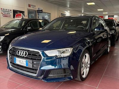 Gebraucht Audi A3 150 PS (110 kW) 2019 Blau Limousine