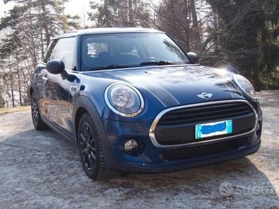 Begagnad Mini ONE 75 HK (55 kW) 2016 Blå Halvkombi