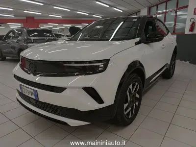 Begagnad Opel Mokka 131 HK (96 kW) 2025 Vit SUV