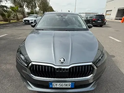 Usata Skoda Fabia 95 CV (69 kW) 2025 Grigio Utilitaria