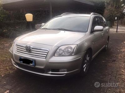 usata Toyota Avensis sw