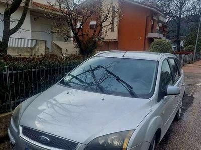 Usata Ford Focus Style 110 CV (80 kW) 2006 Station wagon