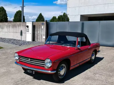 Usata Innocenti 950 Spider 43 CV (31 kW) 1960 Rosso Cabrio