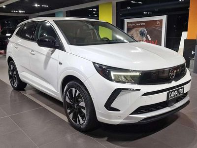 Usata Opel Grandland X Business Elegance 131 CV (96 kW) 2023 Bianco SUV
