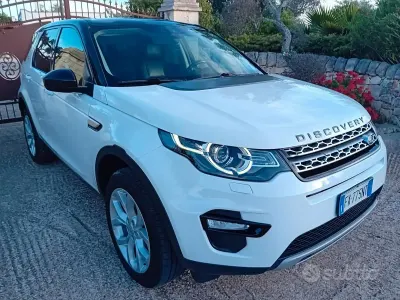 Usata Land Rover Discovery 5 150 CV (110 kW) 2019 Bianco SUV