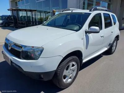 Usata Dacia Duster Lauréate 110 CV (80 kW) 2011 Bianco SUV
