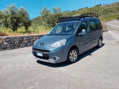 Usata Peugeot Partner 90 CV (66 kW) 2009 Grigio Monovolume