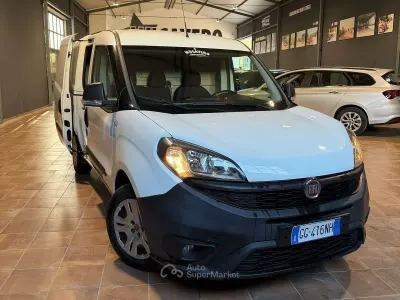 Usata Fiat Doblò 105 CV (77 kW) 2021 Bianco Monovolume