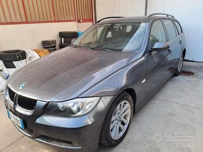 Usata BMW 318 163 CV (119 kW) 2006 Grigio Station wagon