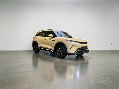 Nuova BYD Atto 2 Active 130 kW (177 CV) 2025 Verde SUV