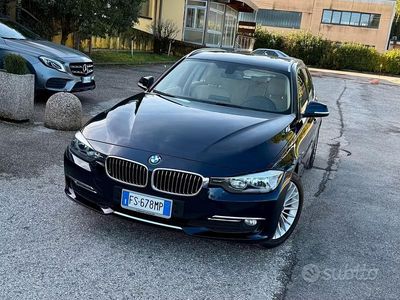 Usata BMW 316 Luxury Line 116 CV (85 kW) 2014 Blu Station wagon