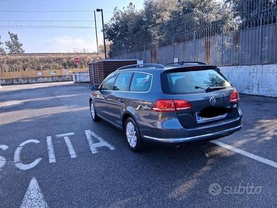 Usata VW Passat 140 CV (102 kW) 2014 Grigio Station wagon