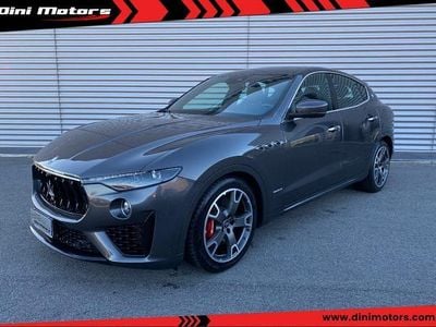 Usata Maserati Levante 350 CV (257 kW) 2021 Grigio scuro SUV