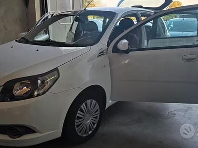 Usata Chevrolet Aveo LS 86 CV (63 kW) 2012 Bianco Berlina