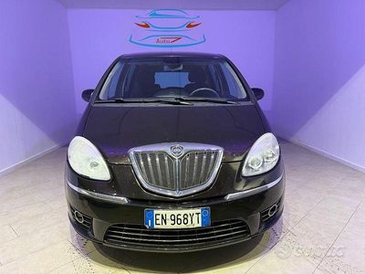 Usata Lancia Musa 95 CV (69 kW) 2012 Nero Monovolume