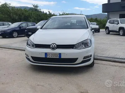 Usata VW Golf VII 105 CV (77 kW) 2016 Bianco Berlina