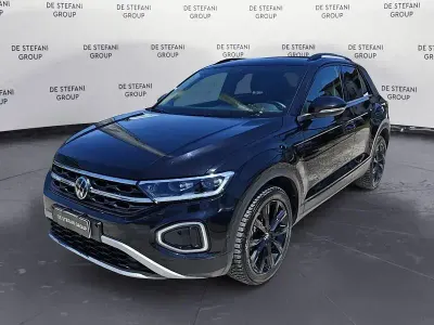 Usata VW T-Roc Life 116 CV (85 kW) 2023 Nero SUV
