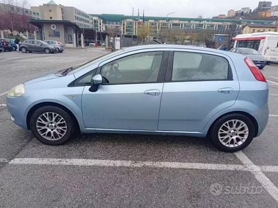 Usata Fiat Grande Punto 90 CV (66 kW) 2006 Grigio Utilitaria
