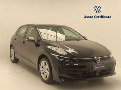 Usata VW Golf VIII Life 116 CV (85 kW) 2025 Nero Utilitaria