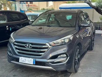 Usata Hyundai Tucson Xpossible 116 CV (85 kW) 2016 Grigio SUV