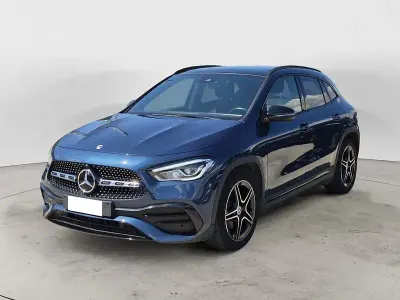 Usata Mercedes GLA200 Premium 150 CV (110 kW) 2023 Blu SUV