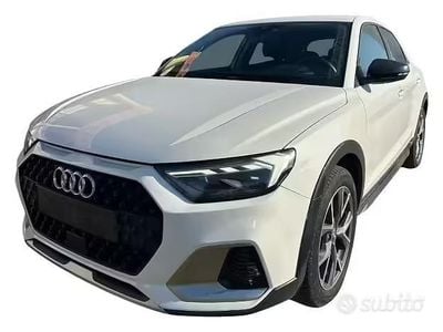 Käytetty Audi A1 Admired 116 HP (85 kW) 2020 Valkoinen Katumaasturi