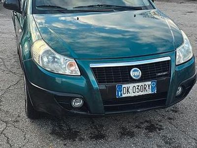 Usata Fiat Sedici 120 CV (88 kW) 2008 Verde SUV