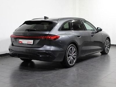 Nuova Audi A5 S-Line 204 CV (150 kW) 2025 Grigio daytona perla Station wagon