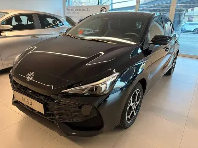 Nuova MG MG3 Luxury 194 CV (142 kW) 2026 Paple black Utilitaria