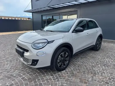 Usata Fiat 600 Icon 136 CV (100 kW) 2025 Giallo SUV