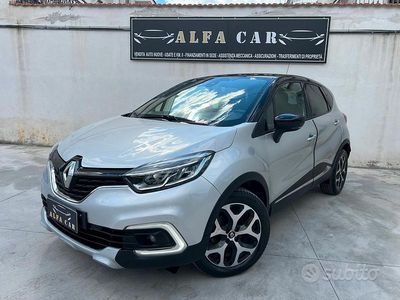 Usata Renault Captur 110 CV (80 kW) 2018 Grigio SUV