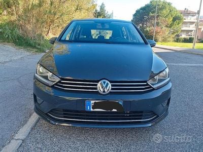 Usata VW Golf Sportsvan Highline 110 CV (80 kW) 2015 Grigio Monovolume