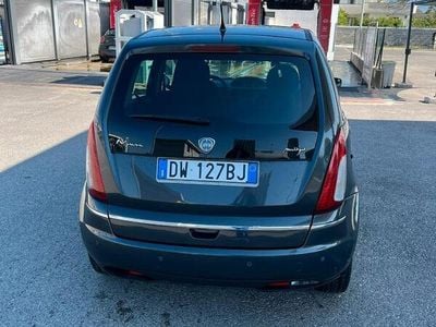 Usata Lancia Musa 90 CV (66 kW) 2009 Grigio Monovolume