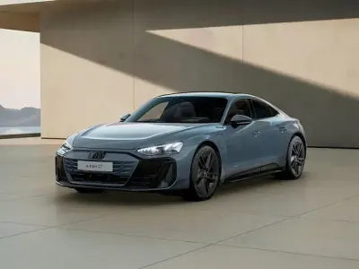 Nuova Audi e-tron GT quattro Comfort 369 kW (503 CV) 2025 Grigio kemora metallizzato Berlina