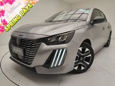 Usata Peugeot 208 Allure 101 CV (74 kW) 2025 Nero Utilitaria