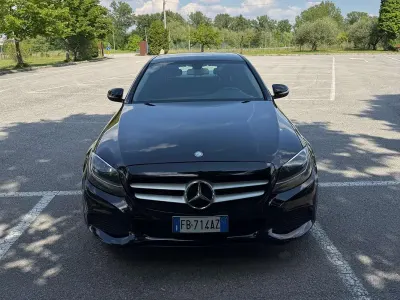Usata Mercedes C180 Premium 116 CV (85 kW) 2015 Nero Berlina