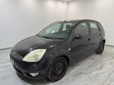 Gebraucht Ford Fiesta Ghia 68 PS (50 kW) 2005 Schwarz Kleinwagen