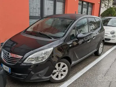 Usata Opel Meriva 110 CV (80 kW) 2011 Monovolume