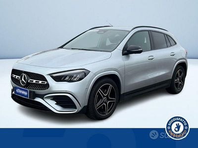Usata Mercedes GLA200 AMG line 150 CV (110 kW) 2025 Grigio SUV