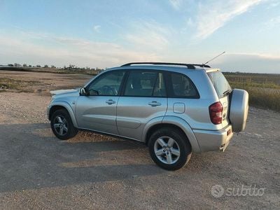 Usata Toyota RAV4 2004 SUV