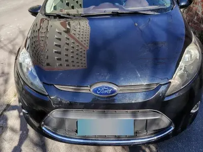 Usata Ford Fiesta Titanium 68 CV (50 kW) 2009 Nero Berlina