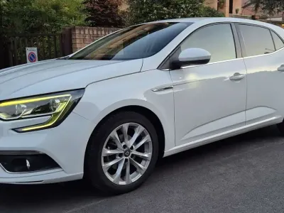 Usata Renault Mégane IV Intens 110 CV (80 kW) 2018 Berlina